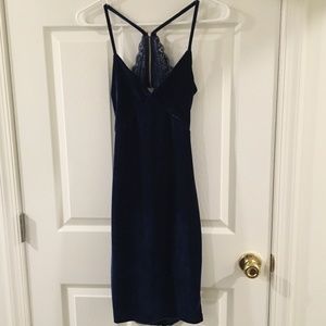 Lulu's Blue Velvet Dress, Size Medium